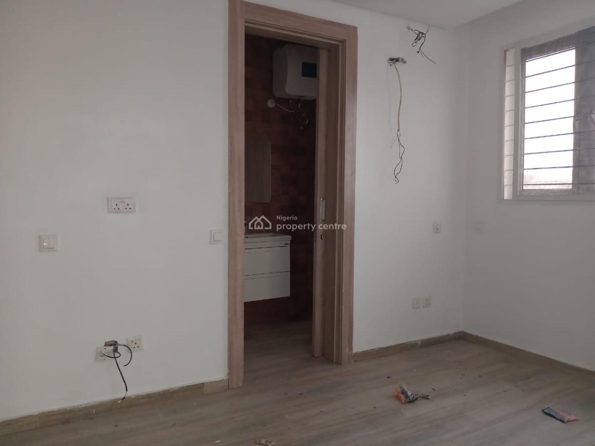 Spacious 3 Bedroom Maisonette with Bq I, Lekki Right, Lekki Phase 1, Lekki, Lagos, Flat / Apartment for Rent
