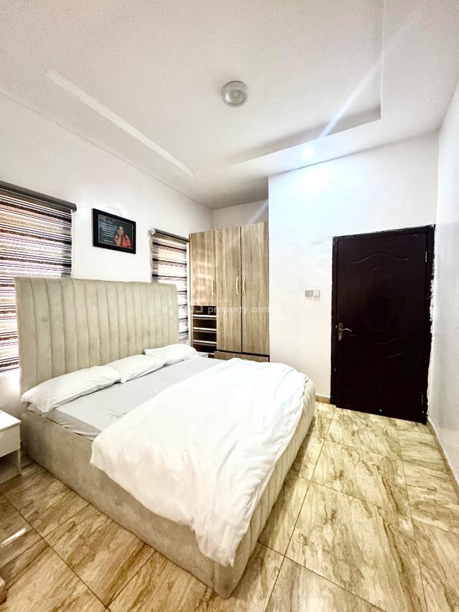 Fully Furnished and Serviced 2 Bedroom Apartment, Ologolo, Lekki, Lagos, Flat / Apartment for Rent