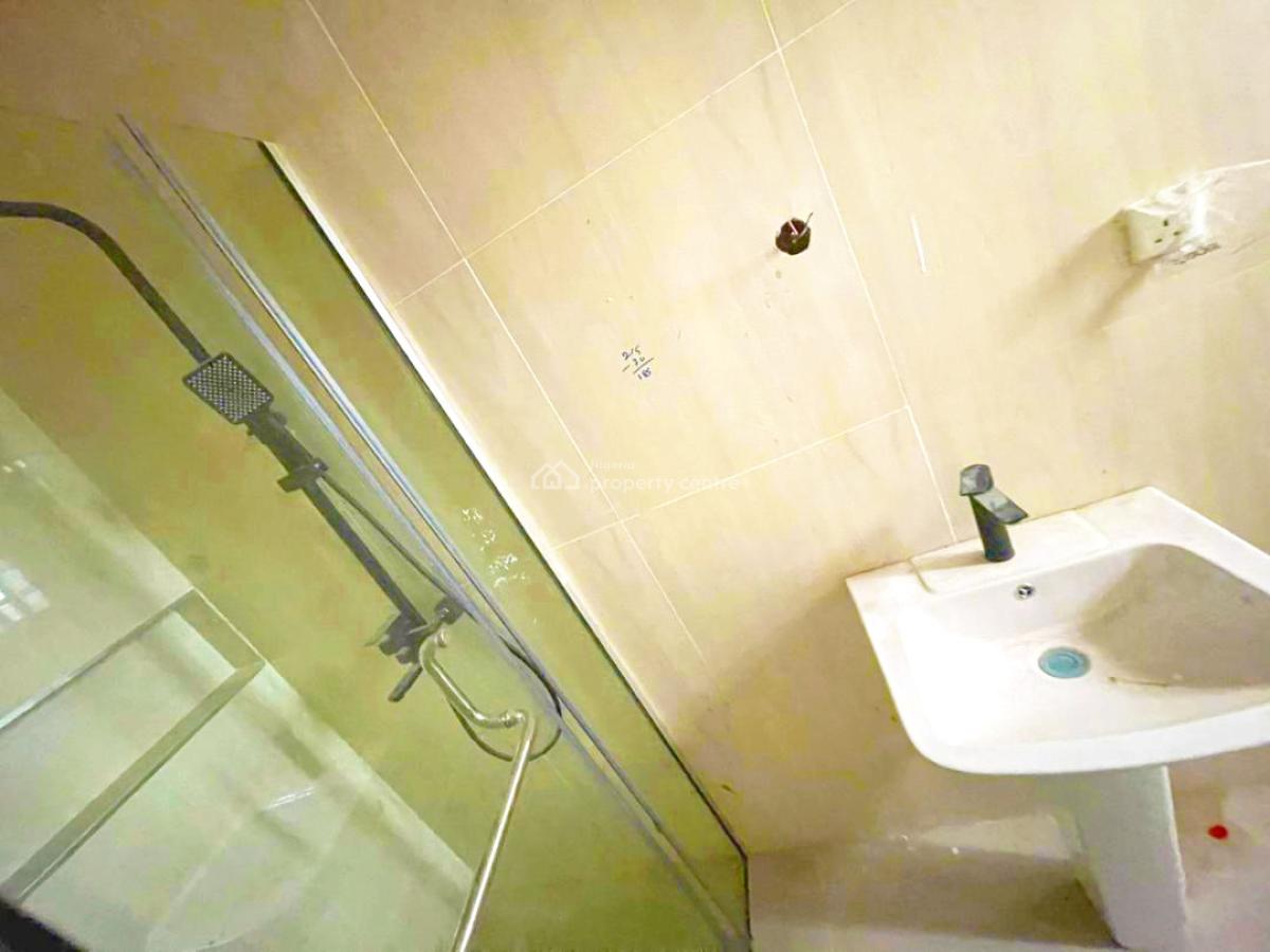 3 Bedroom Apartment + Bq, Ologolo, Lekki, Lagos, Flat / Apartment for Sale