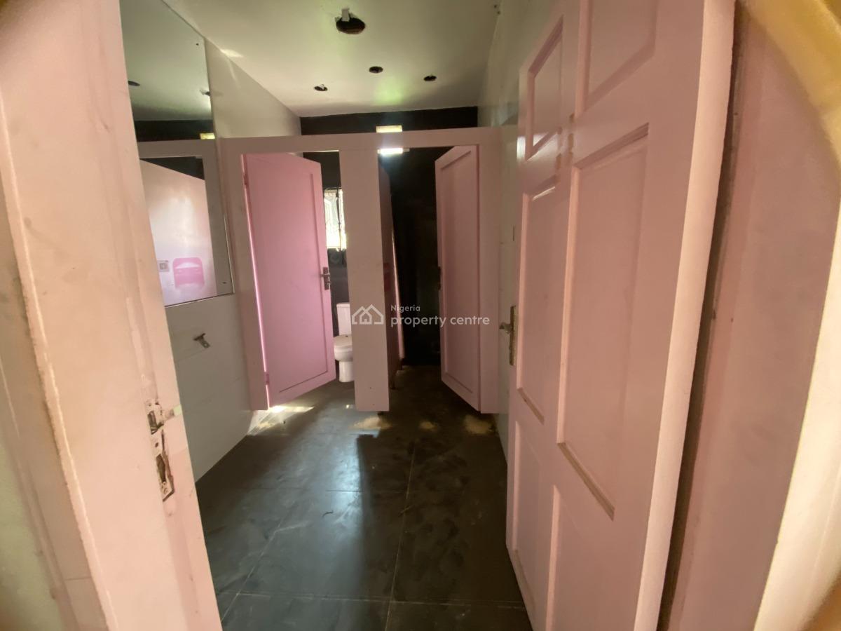 Luxury 9-bedroom Detached Duplex for Commercial, Lekki Phase 1, Lekki, Lagos, Plaza / Complex / Mall for Rent