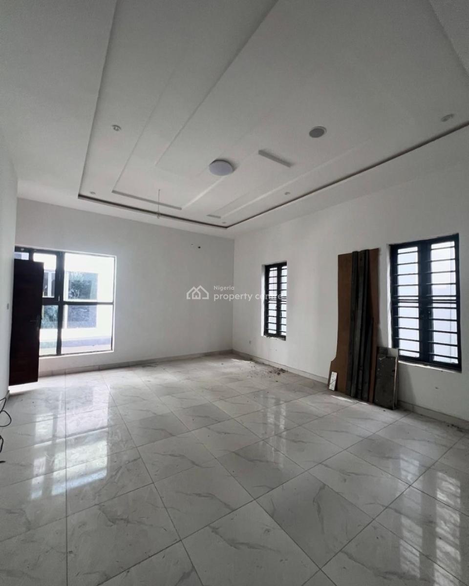 4-bedroom Terrace Duplex Offers Comfortable Living in an Accessible Location, New Road By Chevron, Lekki, Lagos, Terraced Duplex for Rent