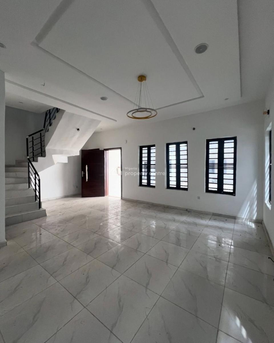 4-bedroom Terrace Duplex Offers Comfortable Living in an Accessible Location, New Road By Chevron, Lekki, Lagos, Terraced Duplex for Rent