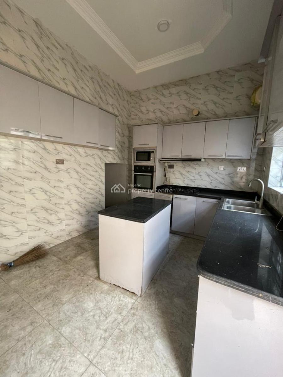 Elegant 4 Bedroom Terrace Duplex, Orchid, Lekki, Lagos, Terraced Duplex for Sale