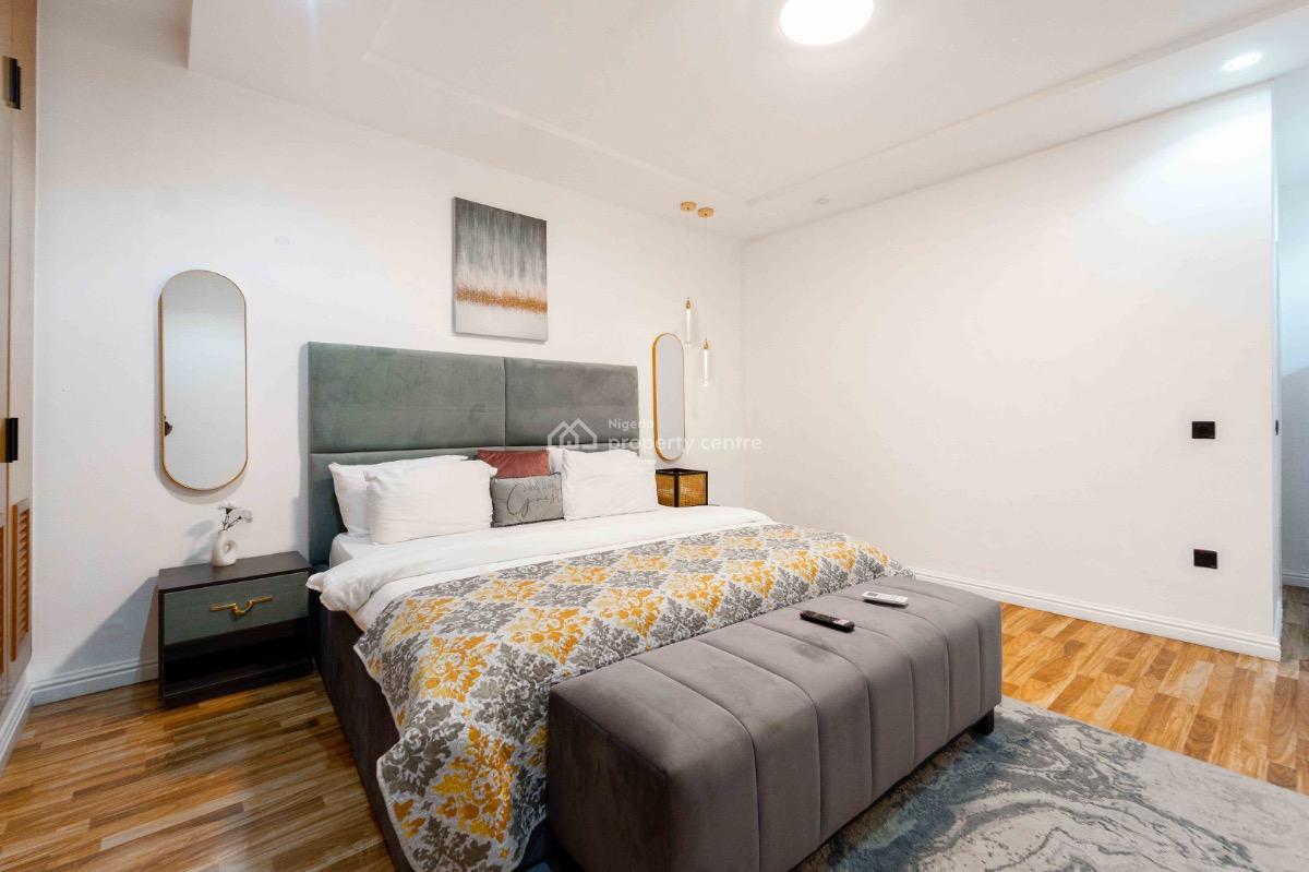 Expat Standard Original 3 Bedroom Apartment, Gerard Road, Ikoyi, Lagos, Flat / Apartment for Rent