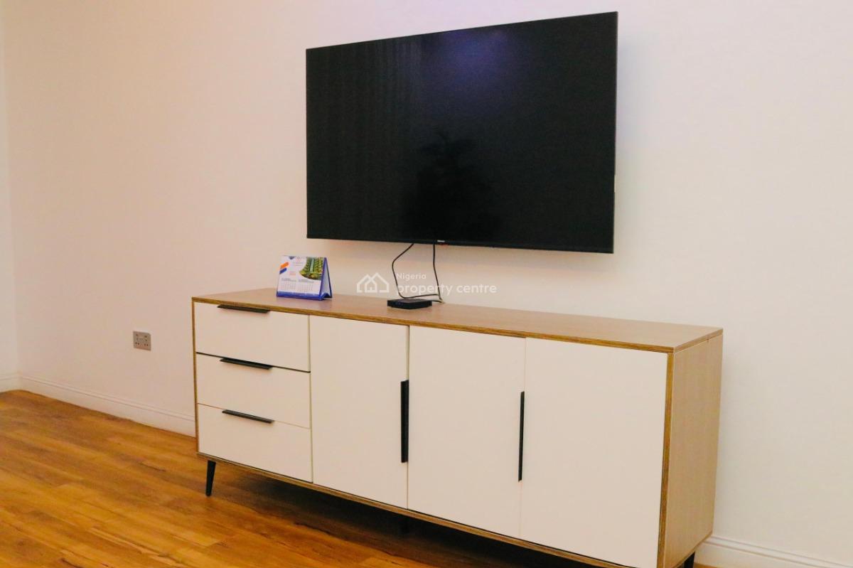 Nicely Furnished 1 Bedroom Apartment, Wuse 2, Abuja, Flat / Apartment Short Let