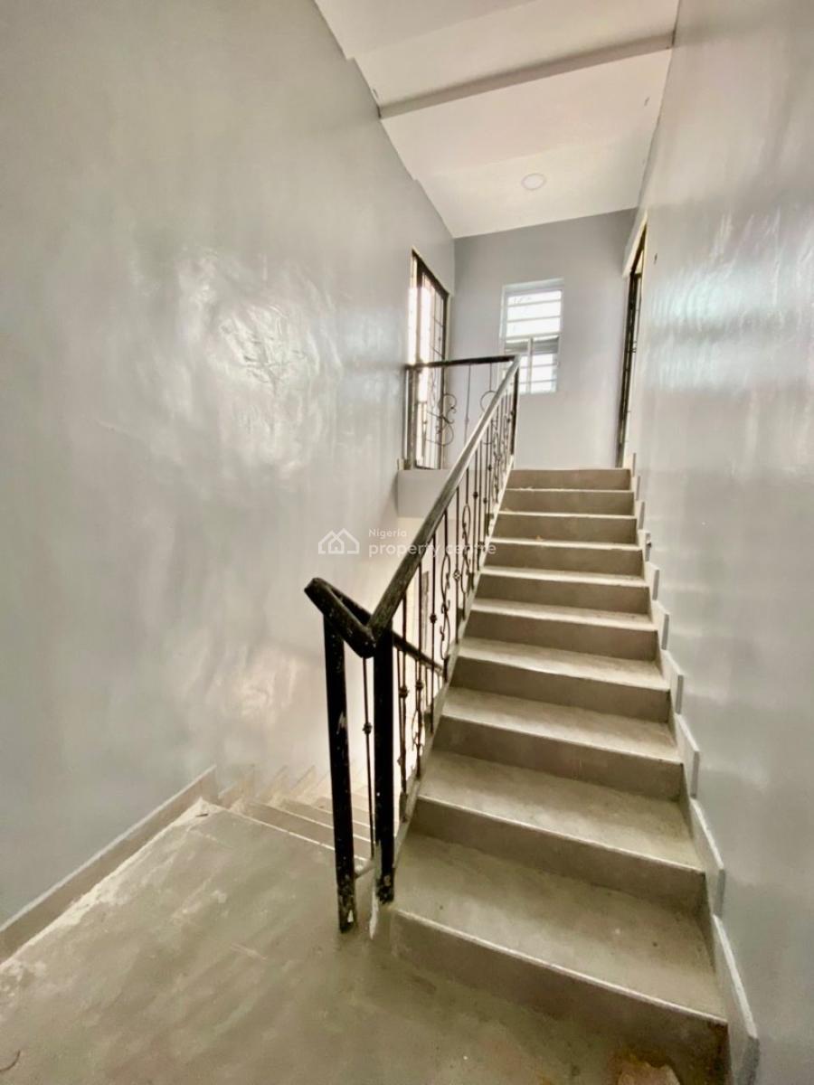 Brand New Luxury Upstairs  All En-suite, Via Thera Annex, Sangotedo, Ajah, Lagos, Flat / Apartment for Rent