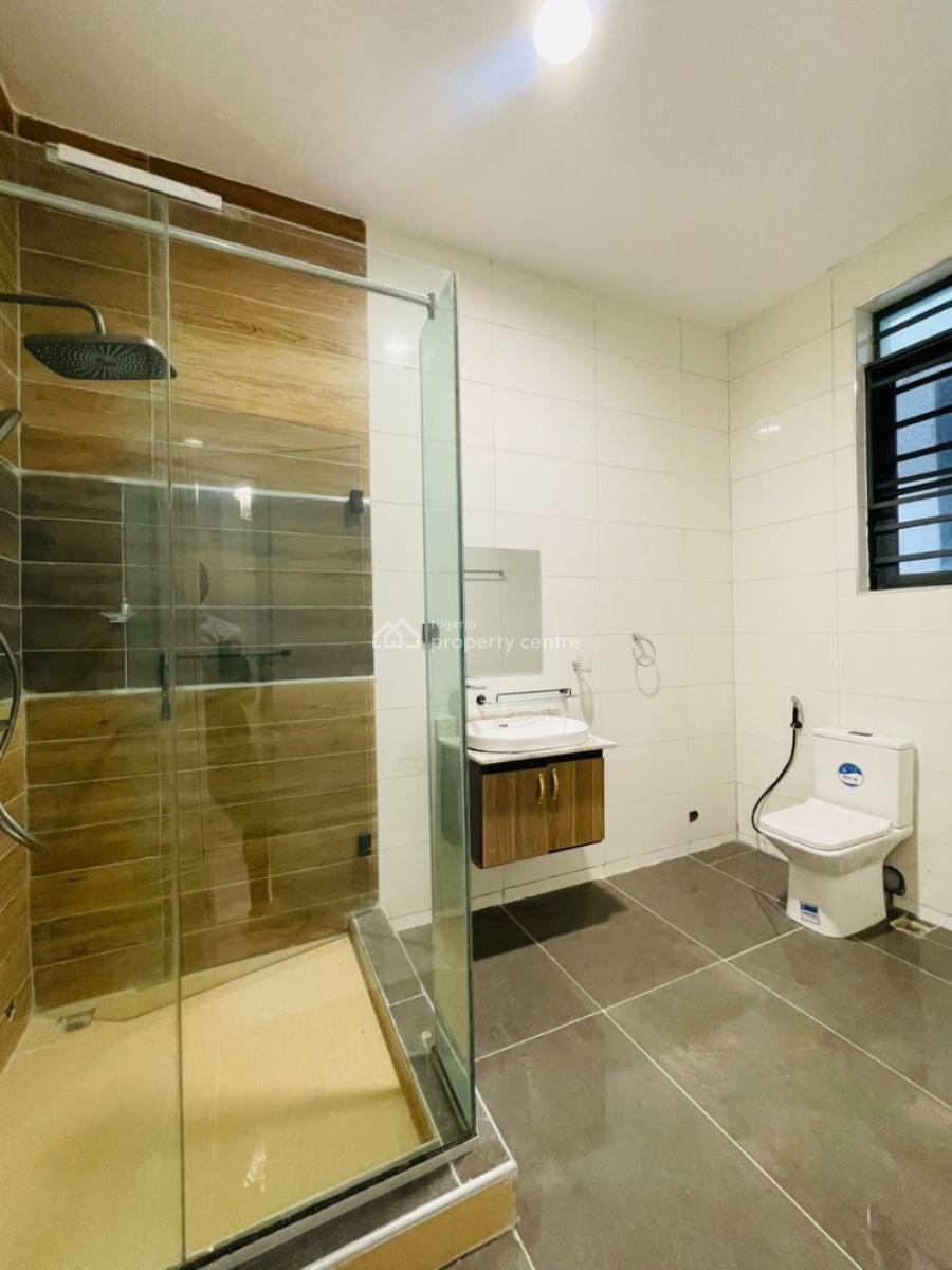 Well Spacious Luxury 2 Bedroom Apartment Suitable for Airbnb, Ologolo, Lekki, Lagos, Flat / Apartment for Sale