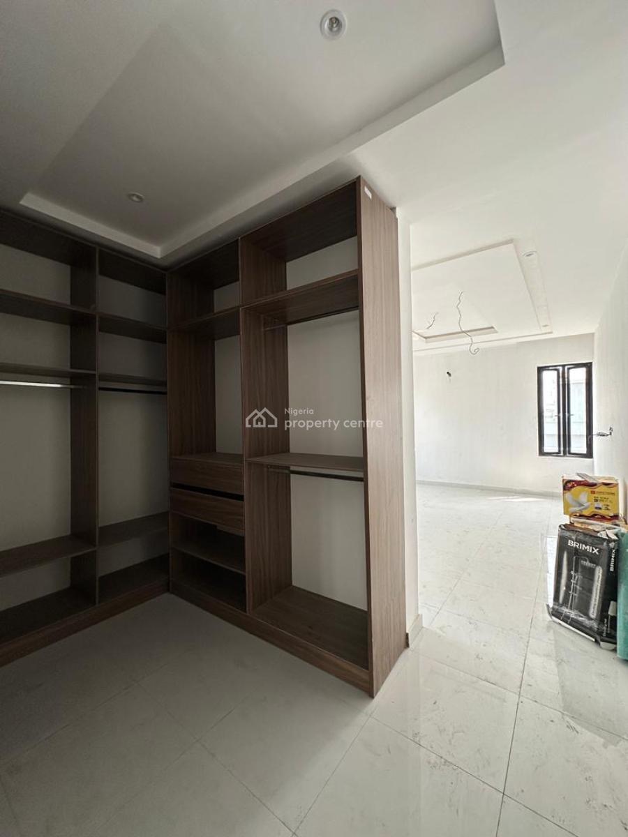 Beautiful 2 Bedroom Penthouse with Bq in a Secure Estate, Ikate, Lekki, Lagos, Flat / Apartment for Sale