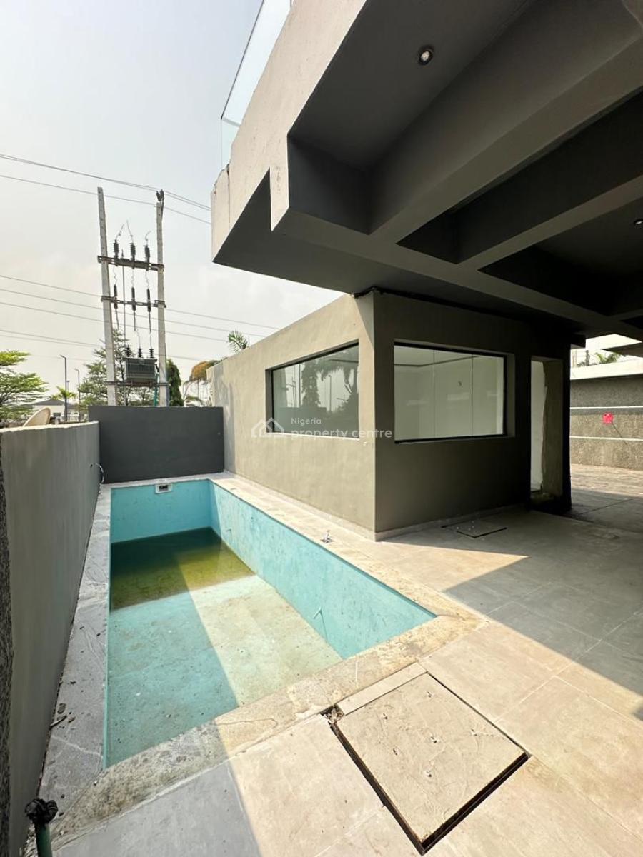 Beautiful 2 Bedroom Penthouse with Bq in a Secure Estate, Ikate, Lekki, Lagos, Flat / Apartment for Sale