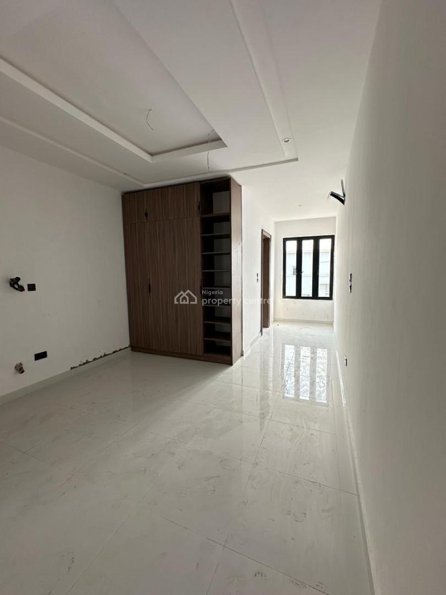 Beautiful 2 Bedroom Penthouse with Bq in a Secure Estate, Ikate, Lekki, Lagos, Flat / Apartment for Sale