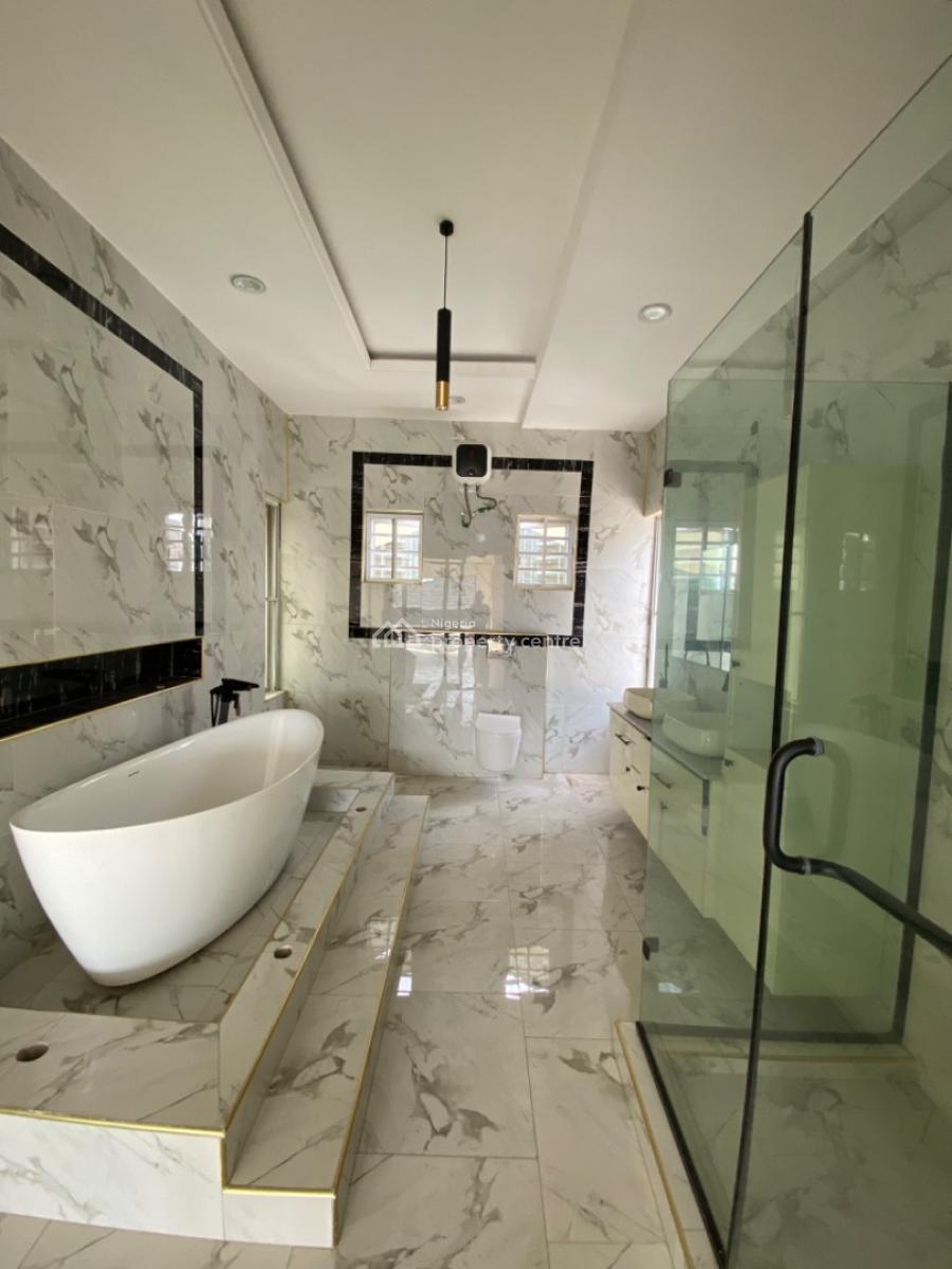 5 Bedroom Fully Detached Duplex with Bq, Ikota, Lekki, Lagos, Detached Duplex for Rent