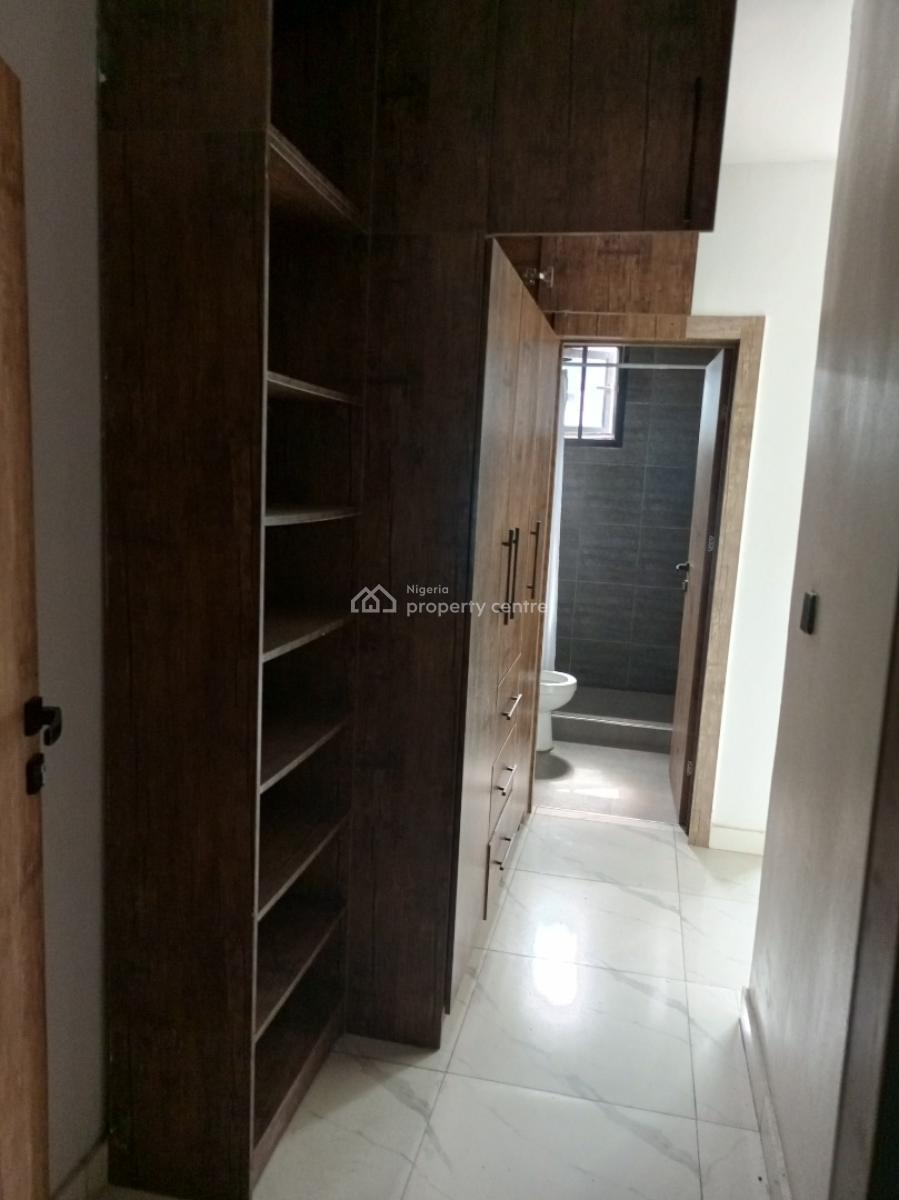 Beautiful 2bedroom Flat Up with Inverter, Gated and Interlocked Street, Ologolo, Lekki, Lagos, Flat / Apartment for Rent