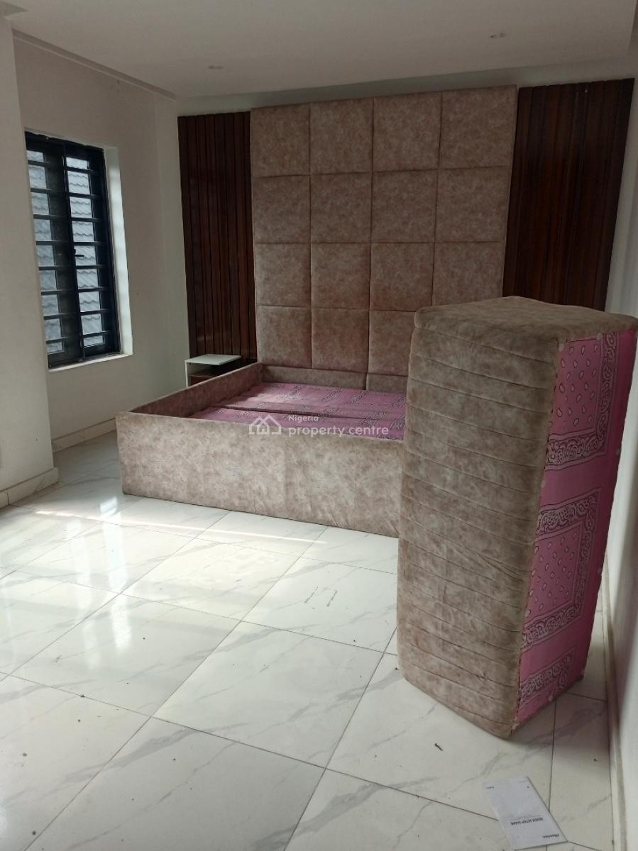 Beautiful 2bedroom Flat Up with Inverter, Gated and Interlocked Street, Ologolo, Lekki, Lagos, Flat / Apartment for Rent