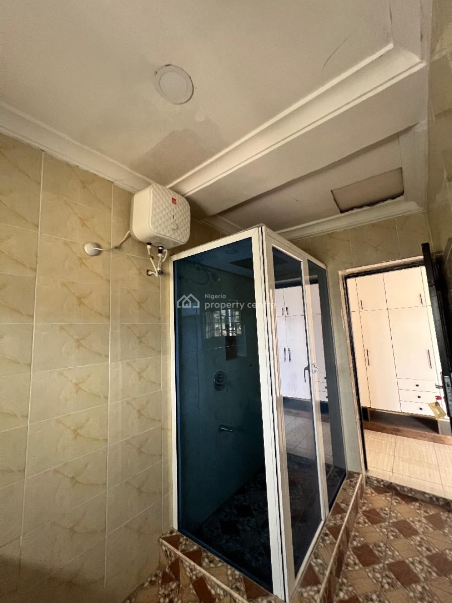 a Magnificent 3bedroom Duplex, Pepperoni Abraham Adesunya Ajah, Lekki Phase 2, Lekki, Lagos, Flat / Apartment for Rent