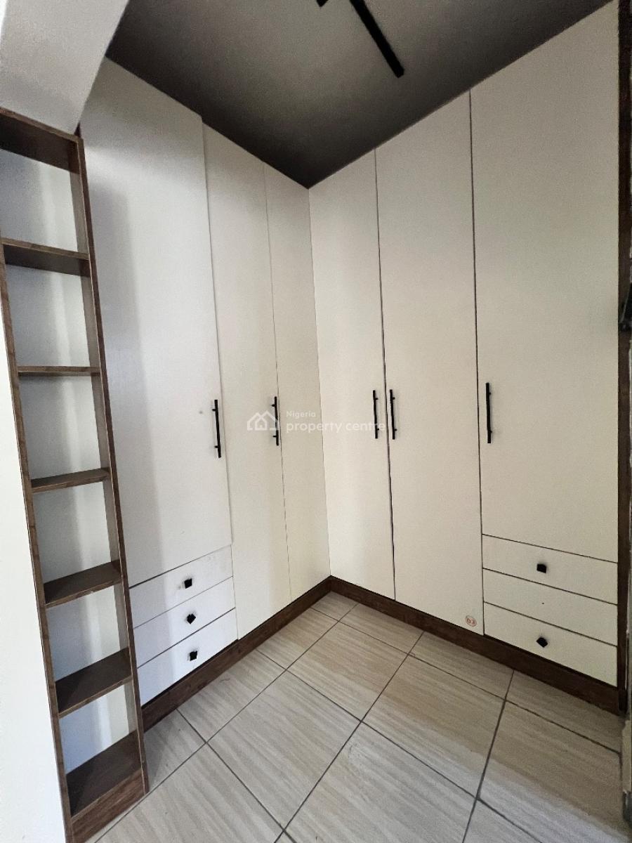a Magnificent 3bedroom Duplex, Pepperoni Abraham Adesunya Ajah, Lekki Phase 2, Lekki, Lagos, Flat / Apartment for Rent