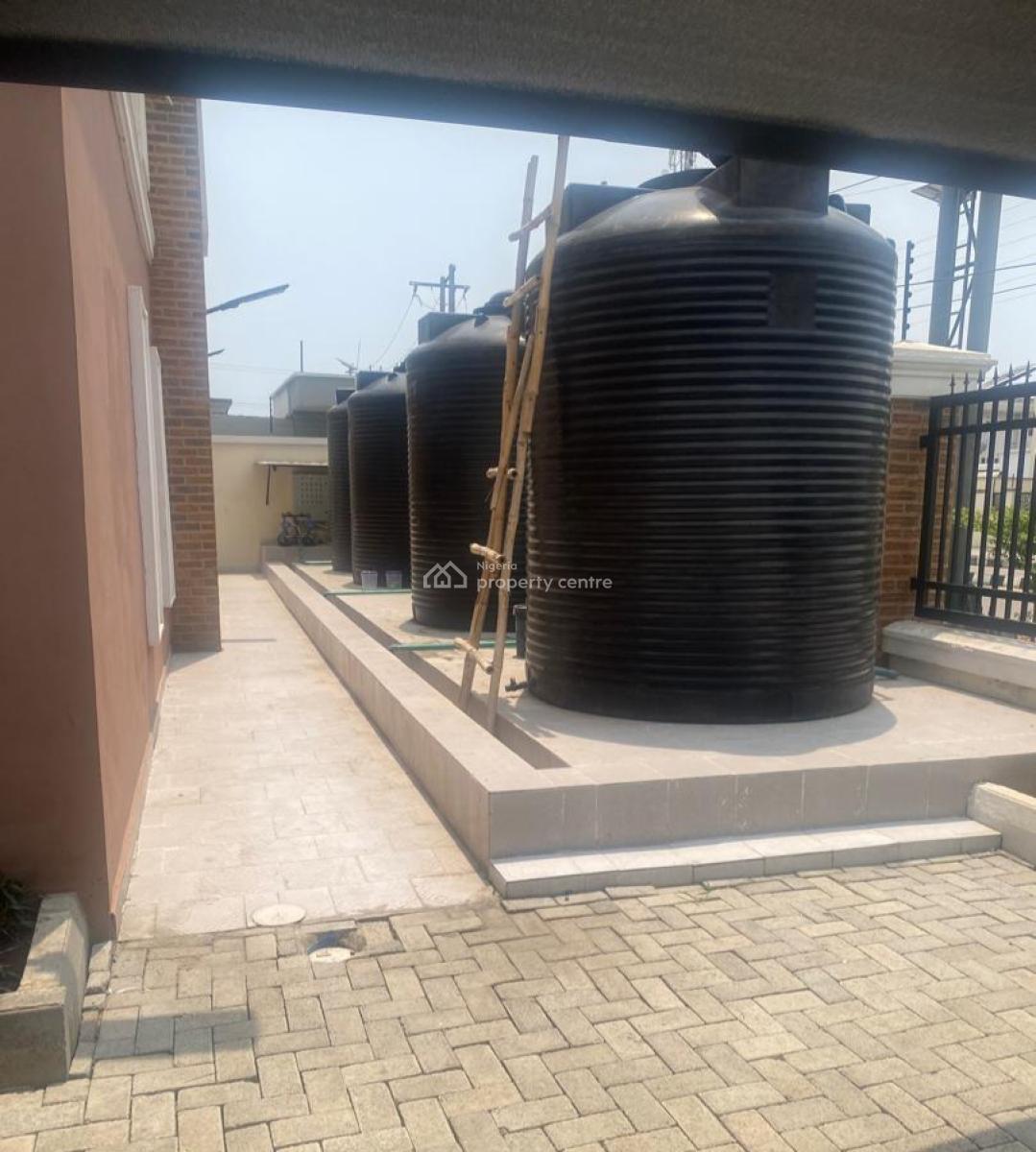 Premium Living: 4-bedroom Terrace + Bq, Lekki Phase 1, Lekki, Lagos, Terraced Duplex for Sale