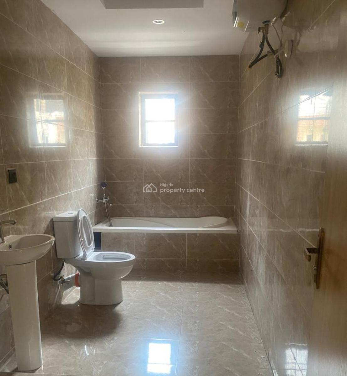 Premium Living: 4-bedroom Terrace + Bq, Lekki Phase 1, Lekki, Lagos, Terraced Duplex for Sale