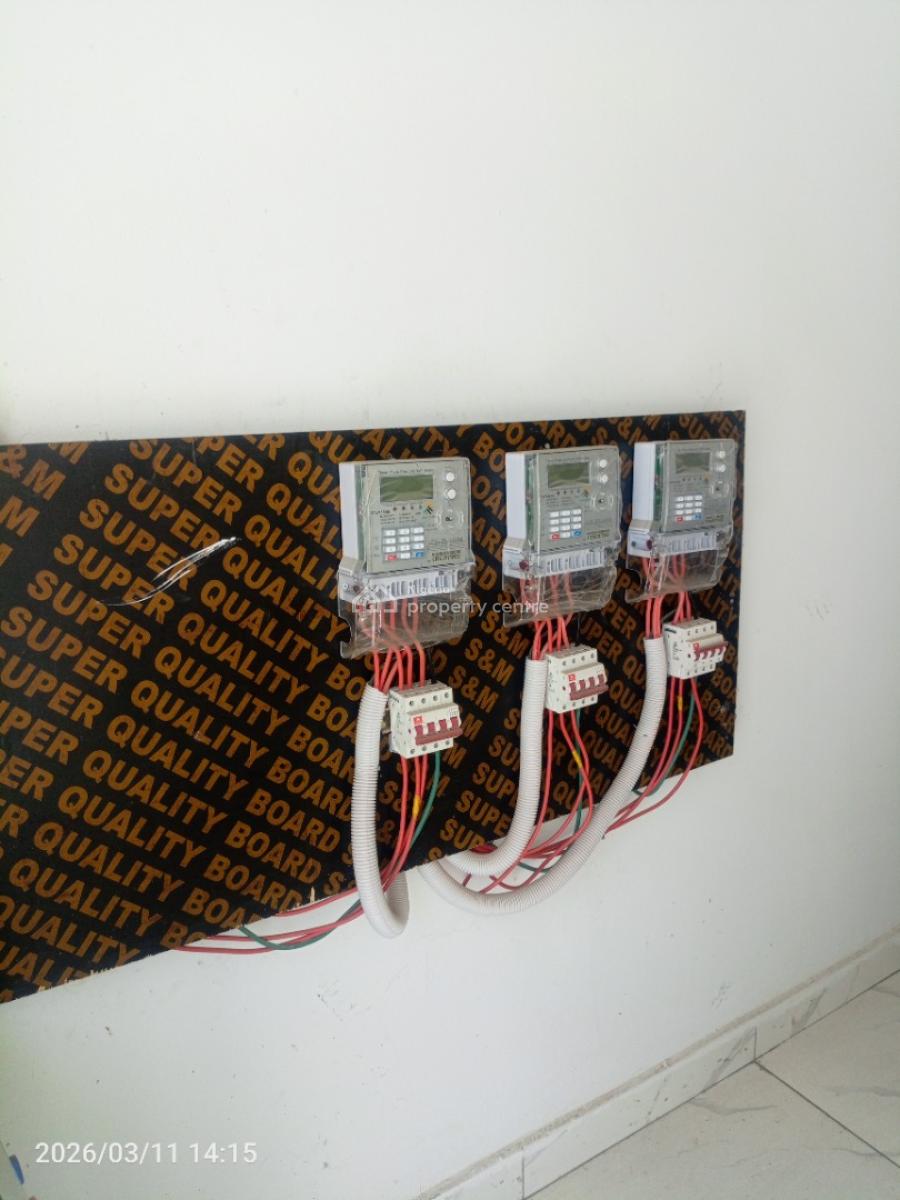 1 Bedroom Newly Built Spacious Mini Flat, Alaguntan Town Off Mobil Road,, Ilaje, Ajah, Lagos, Mini Flat (room and Parlour) for Sale