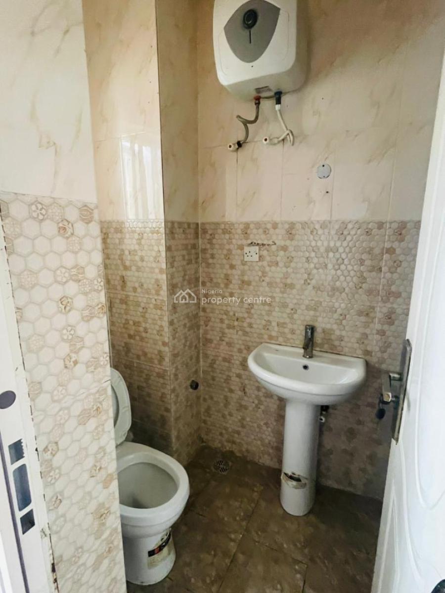 3 Bedroom Apertment, Lekki Phase 1, Lekki, Lagos, Flat / Apartment for Rent