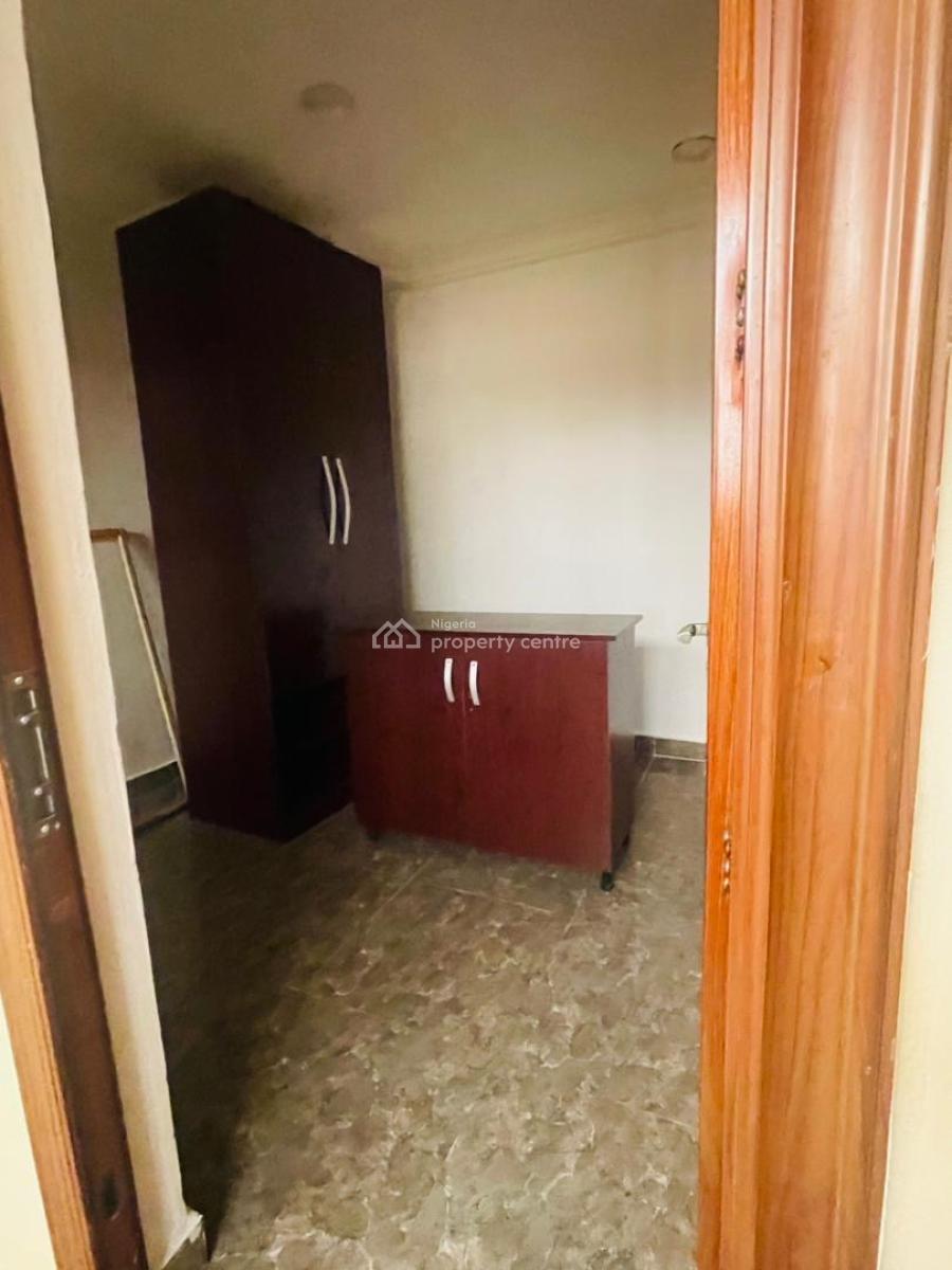 3 Bedroom Apertment, Lekki Phase 1, Lekki, Lagos, Flat / Apartment for Rent