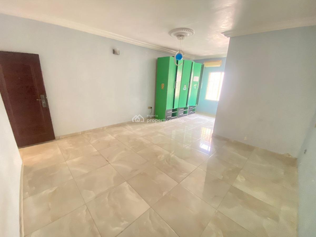 Massive 4bedrooms Semi Detached Duplex, Lekki Gardens Phase 3. Back of Lbs, Ajah, Lagos, Semi-detached Duplex for Rent