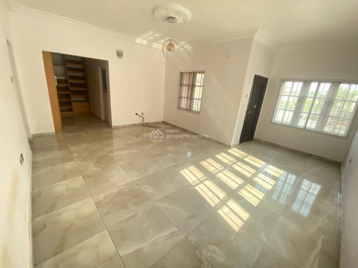 Massive 4bedrooms Semi Detached Duplex, Lekki Gardens Phase 3. Back of Lbs, Ajah, Lagos, Semi-detached Duplex for Rent