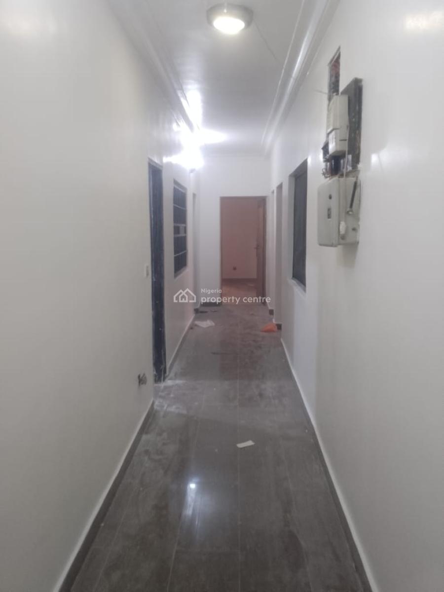 3 Bedrooms Blocks of Flat Garki 2 on a Tarred Road, Area 2, Garki, Abuja, Flat / Apartment for Rent
