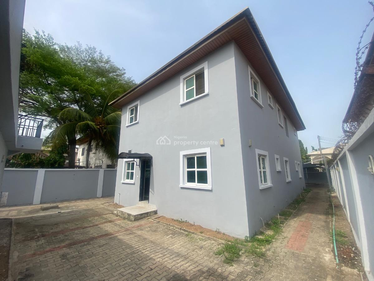 4 Bedroom Detached House with 2 Room Domestic Staff Quarters, Adewole Kuku Street, Lekki Phase 1, Lekki, Lagos, Detached Duplex for Rent