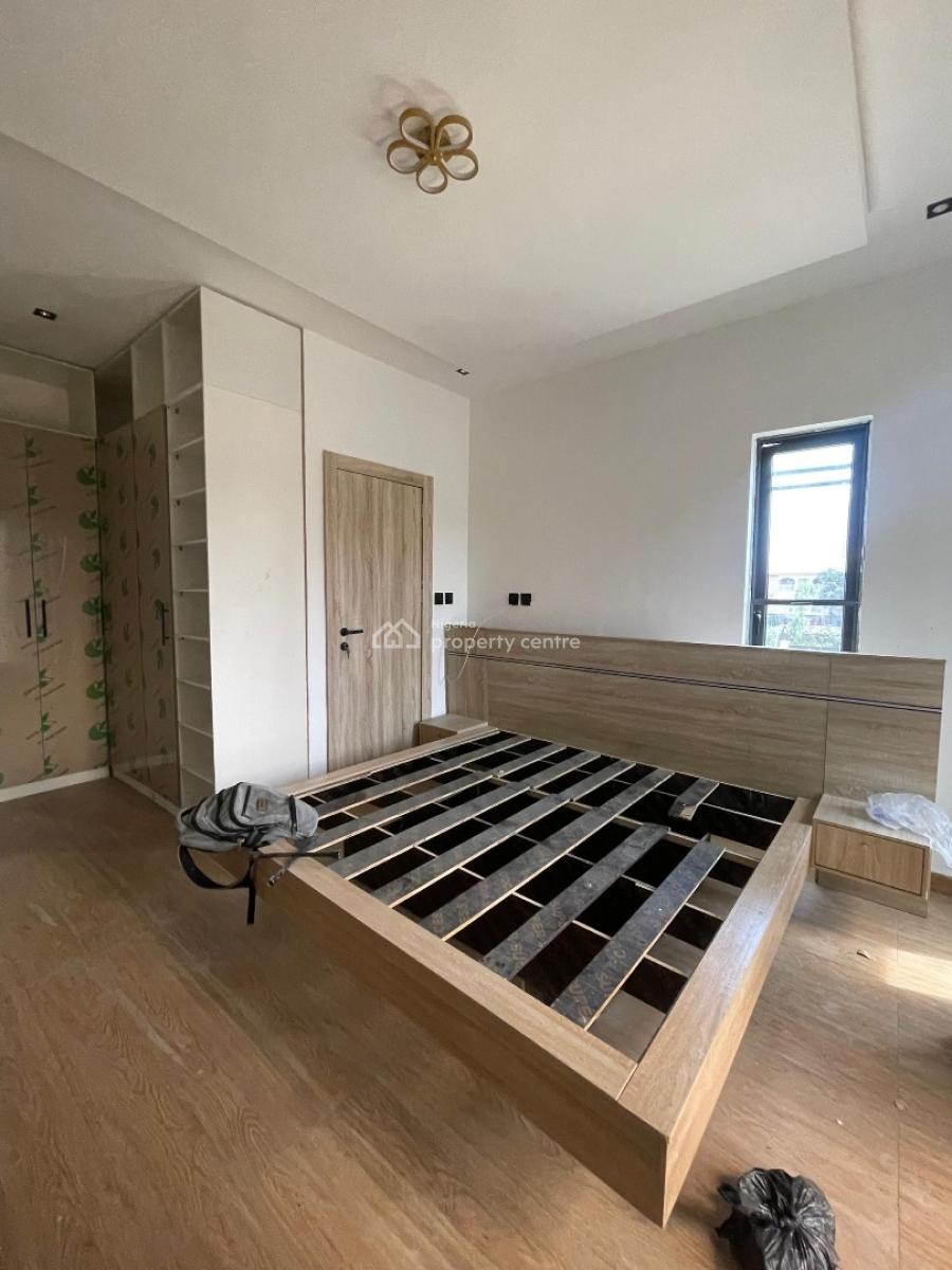 Glamorous 3 Bedroom Apartment in a Secure Estate, Ikate, Lekki, Lagos, Flat / Apartment for Sale