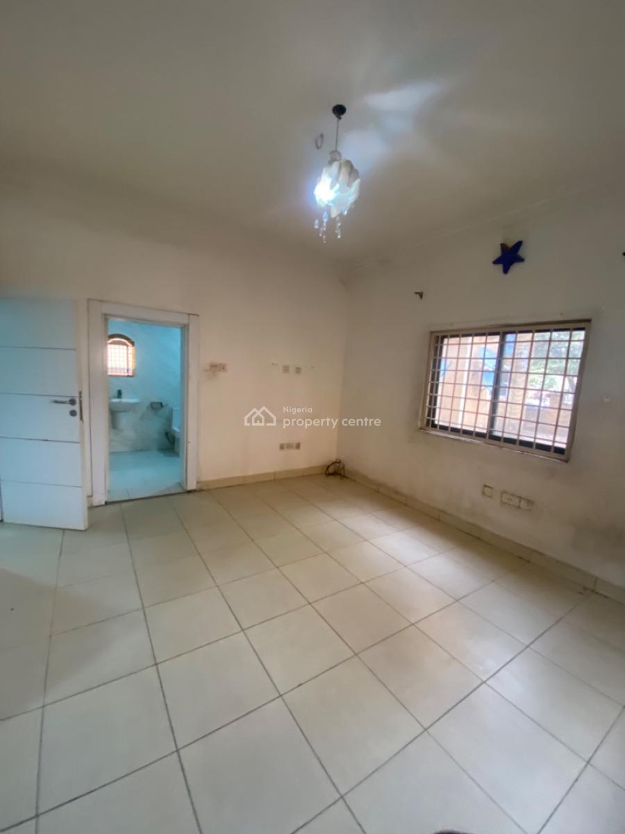 Luxury 2 Bedroom Flat with Study Room and Fitted Kitchen, Jabi, Abuja, Flat / Apartment for Rent