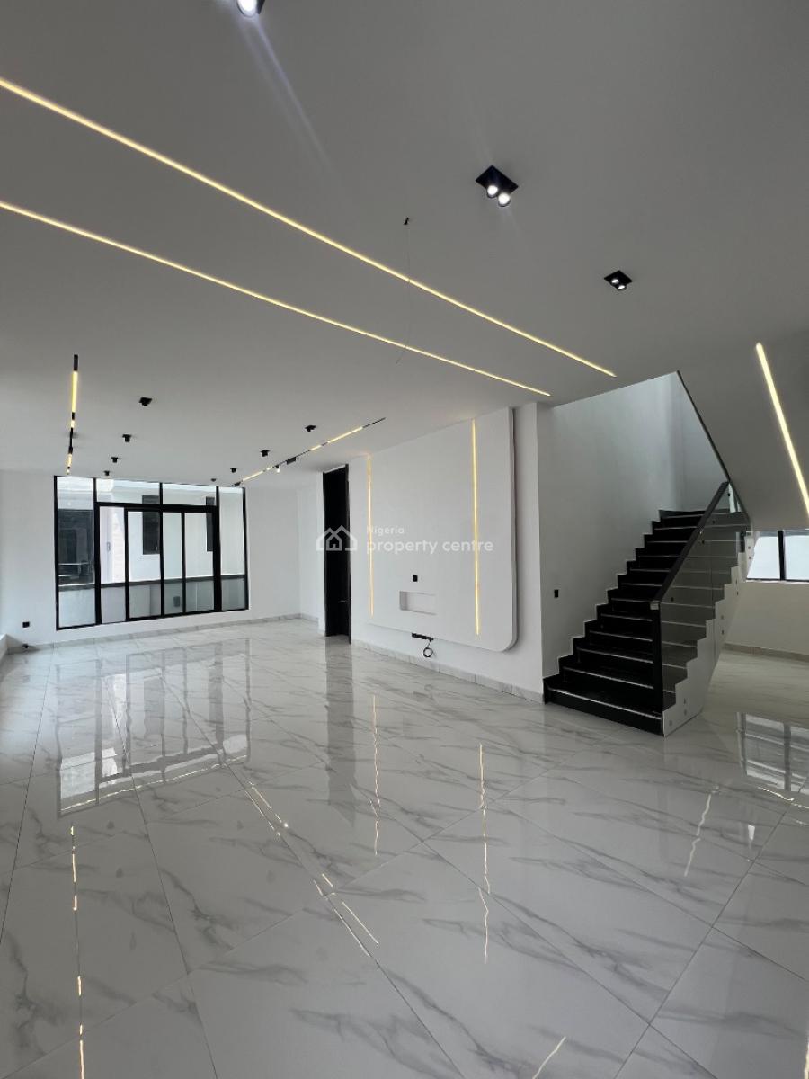 5 Bedroom Semi Detached with Bq, Ikota, Lekki, Lagos, Semi-detached Duplex for Sale