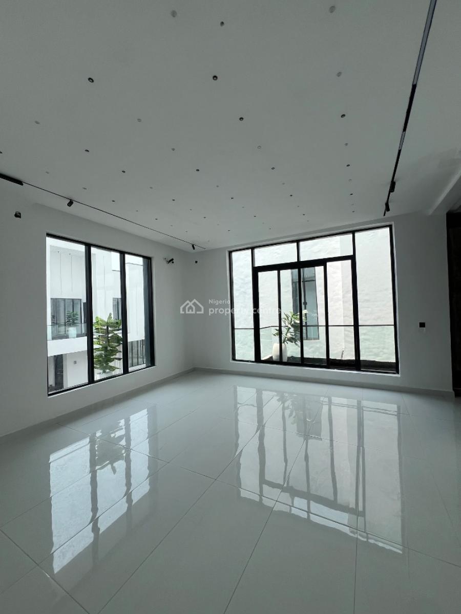 5 Bedroom Semi Detached with Bq, Ikota, Lekki, Lagos, Semi-detached Duplex for Sale