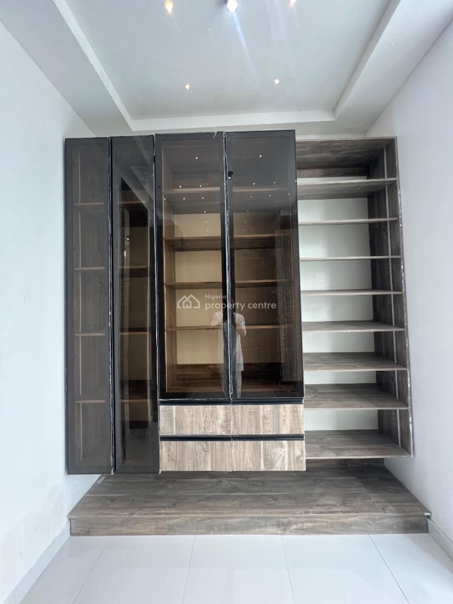 5 Bedroom Semi Detached with Bq, Ikota, Lekki, Lagos, Semi-detached Duplex for Sale