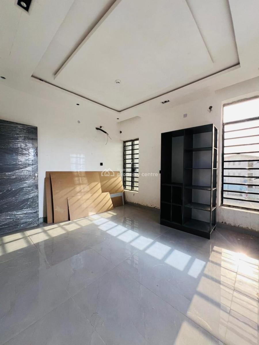 Exquisitely Built 4 Bedroom Fully Detached Duplex with Bq, Surulere, Lagos, Detached Duplex for Sale