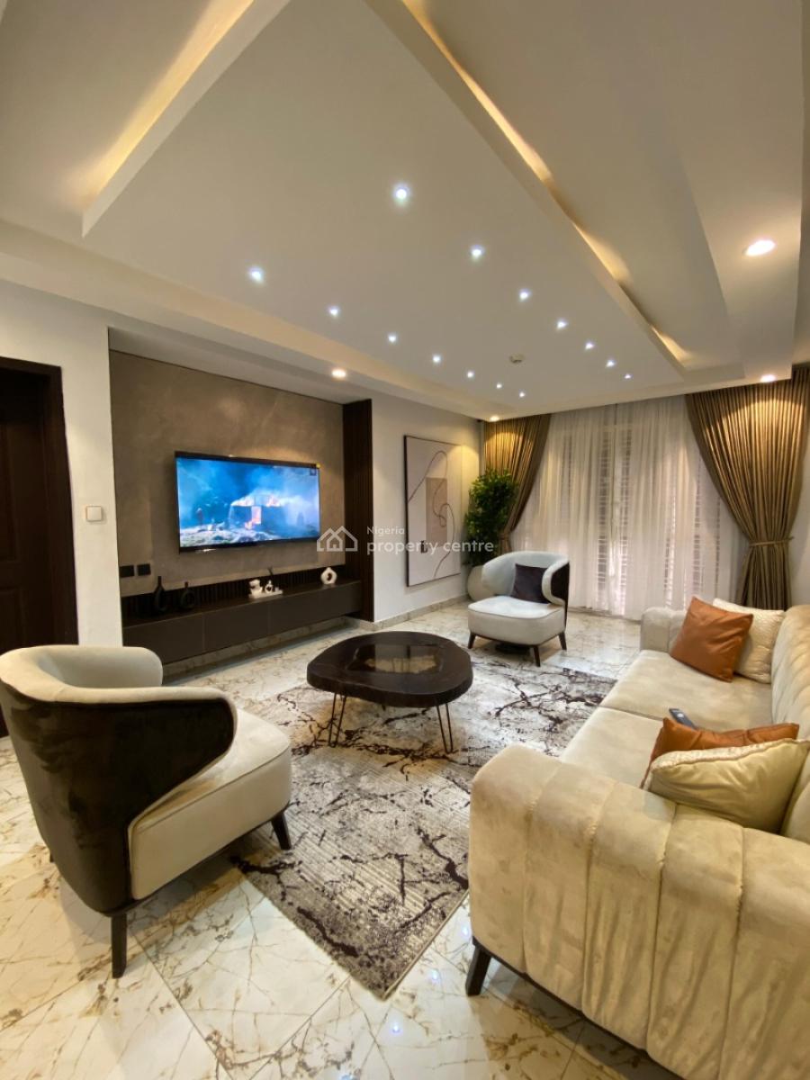 Amazon Lovely 3 Bedroom, Ajao Crescent, Ajao Estate,, Maryland, Lagos, Flat / Apartment Short Let