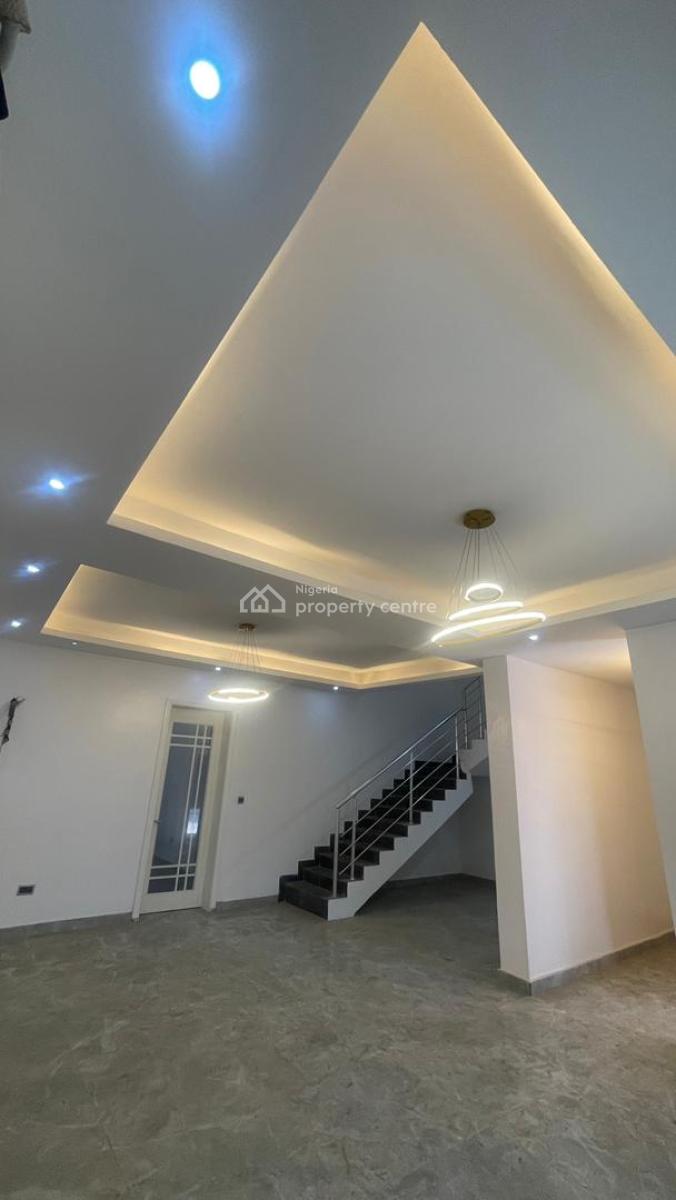 Wonderful 5 Bedroom, Ilasan, Lekki, Lagos, Terraced Duplex for Sale