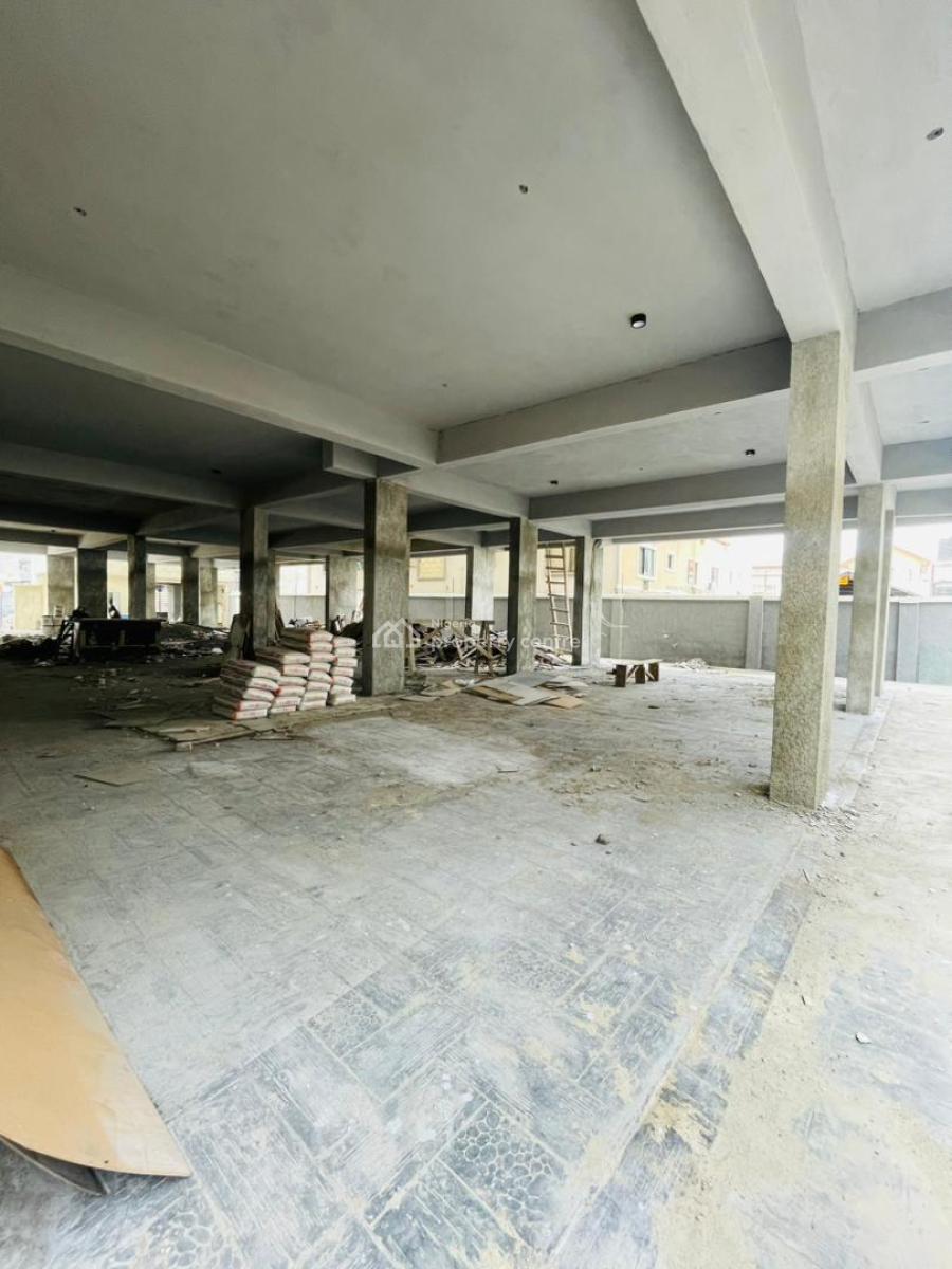 Spacious 1 and 2 Bedroom Apartment with Elevator and Swimming Pool, Ikate, Lekki, Lagos, Block of Flats for Sale