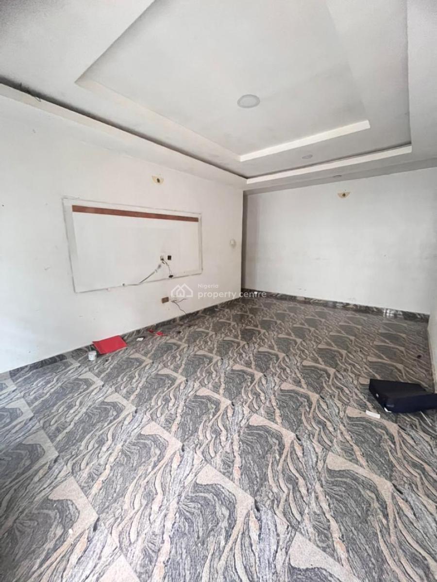 2 Bedroom Apartment, Ikota, Lekki, Lagos, Flat / Apartment for Rent