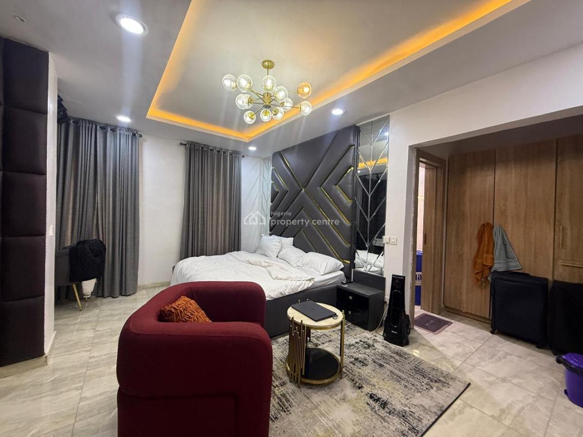 Tastefully Furnished 3 Bedroom Apartment, Lekki Phase 1, Lekki, Lagos, Flat / Apartment for Sale