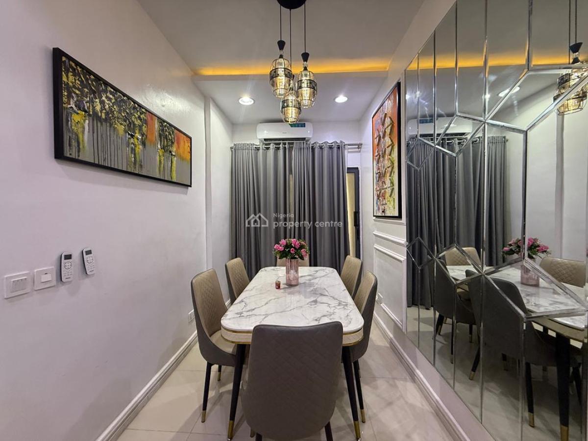 Tastefully Furnished 3 Bedroom Apartment, Lekki Phase 1, Lekki, Lagos, Flat / Apartment for Sale
