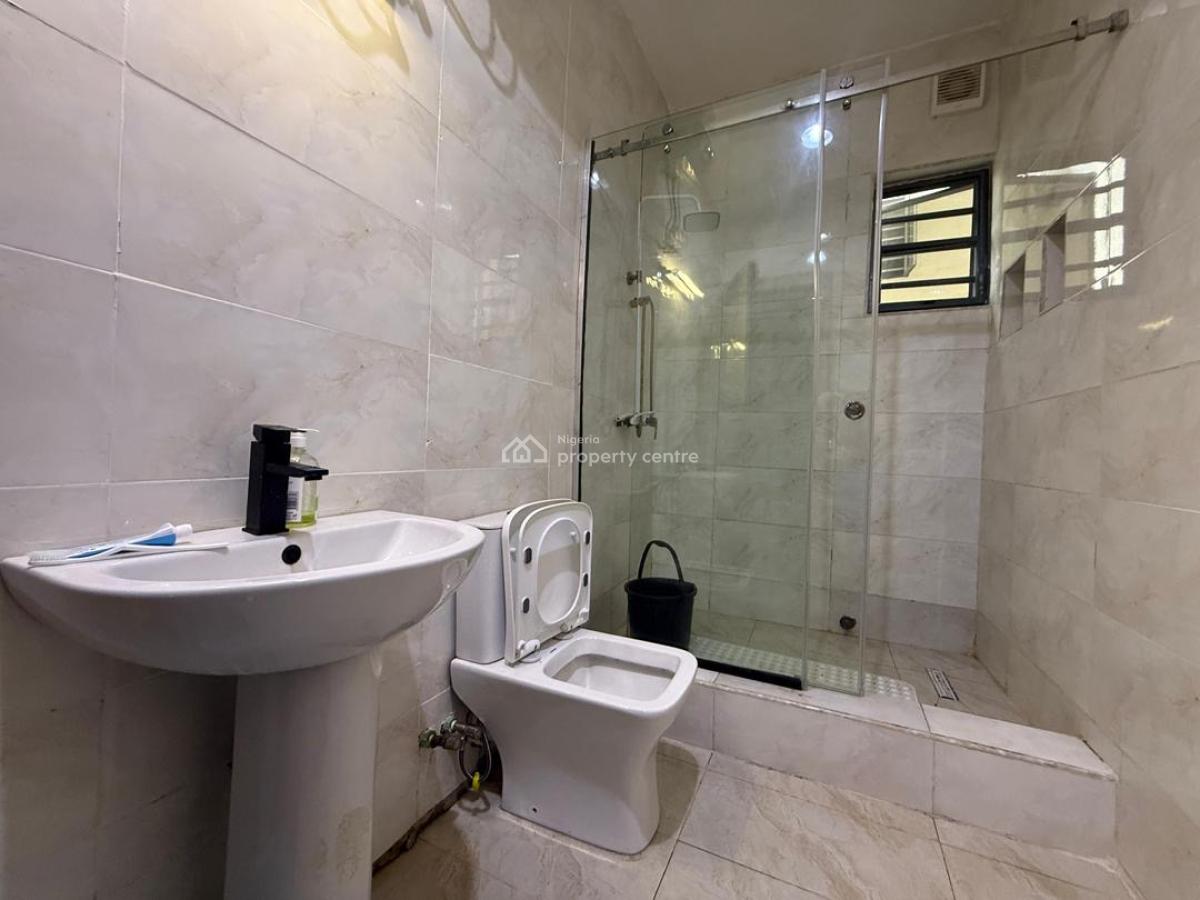 Tastefully Furnished 3 Bedroom Apartment, Lekki Phase 1, Lekki, Lagos, Flat / Apartment for Sale