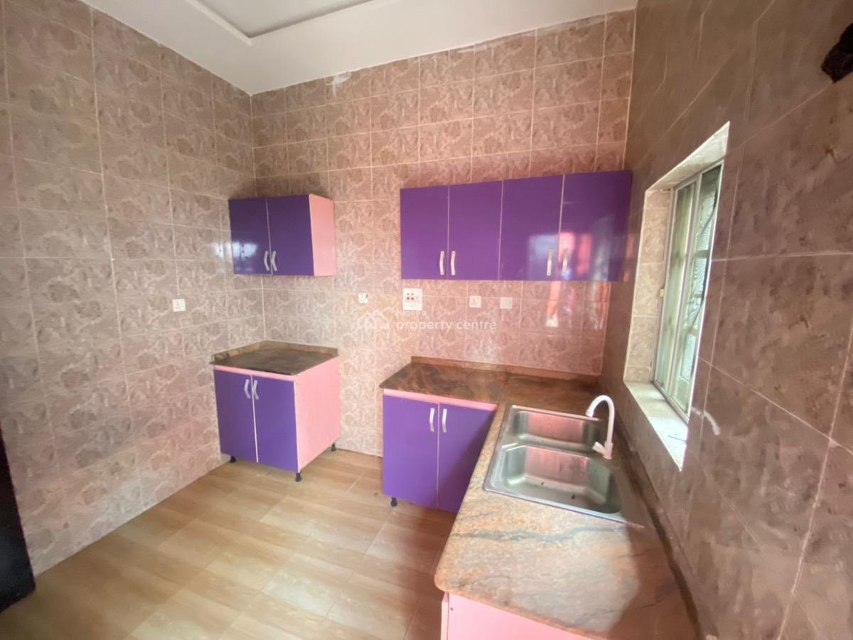 a Well Maintained  2 Bedroom Flat on Ground Floor, Ajah, Lekki, Lagos, Flat / Apartment for Rent