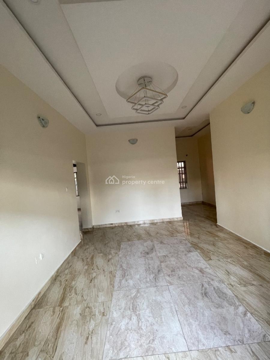 a Well Maintained  2 Bedroom Flat on Ground Floor, Ajah, Lekki, Lagos, Flat / Apartment for Rent