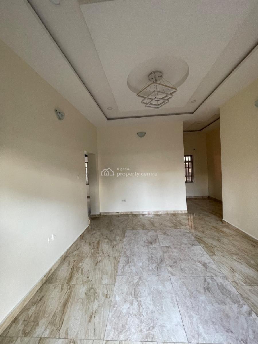a Well Maintained  2 Bedroom Flat on Ground Floor, Ajah, Lekki, Lagos, Flat / Apartment for Rent