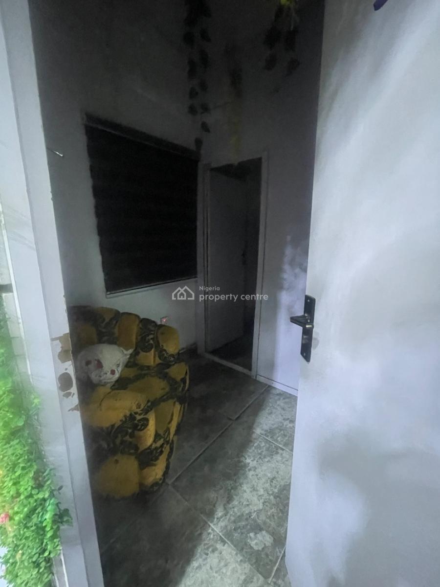 Spacious and Affordable Shop/office Space, Gwarinpa, Abuja, Plaza / Complex / Mall for Rent