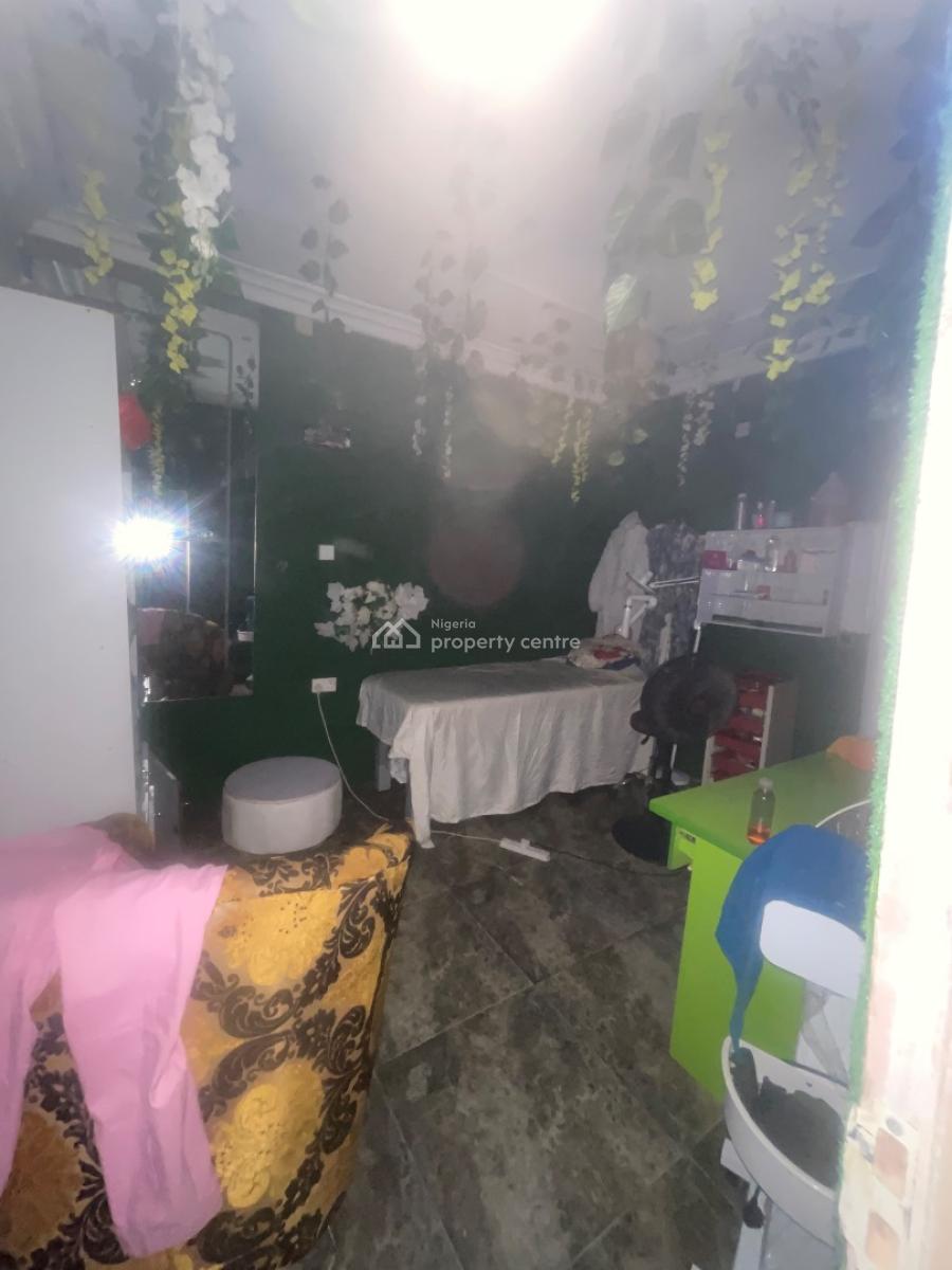 Spacious and Affordable Shop/office Space, Gwarinpa, Abuja, Plaza / Complex / Mall for Rent