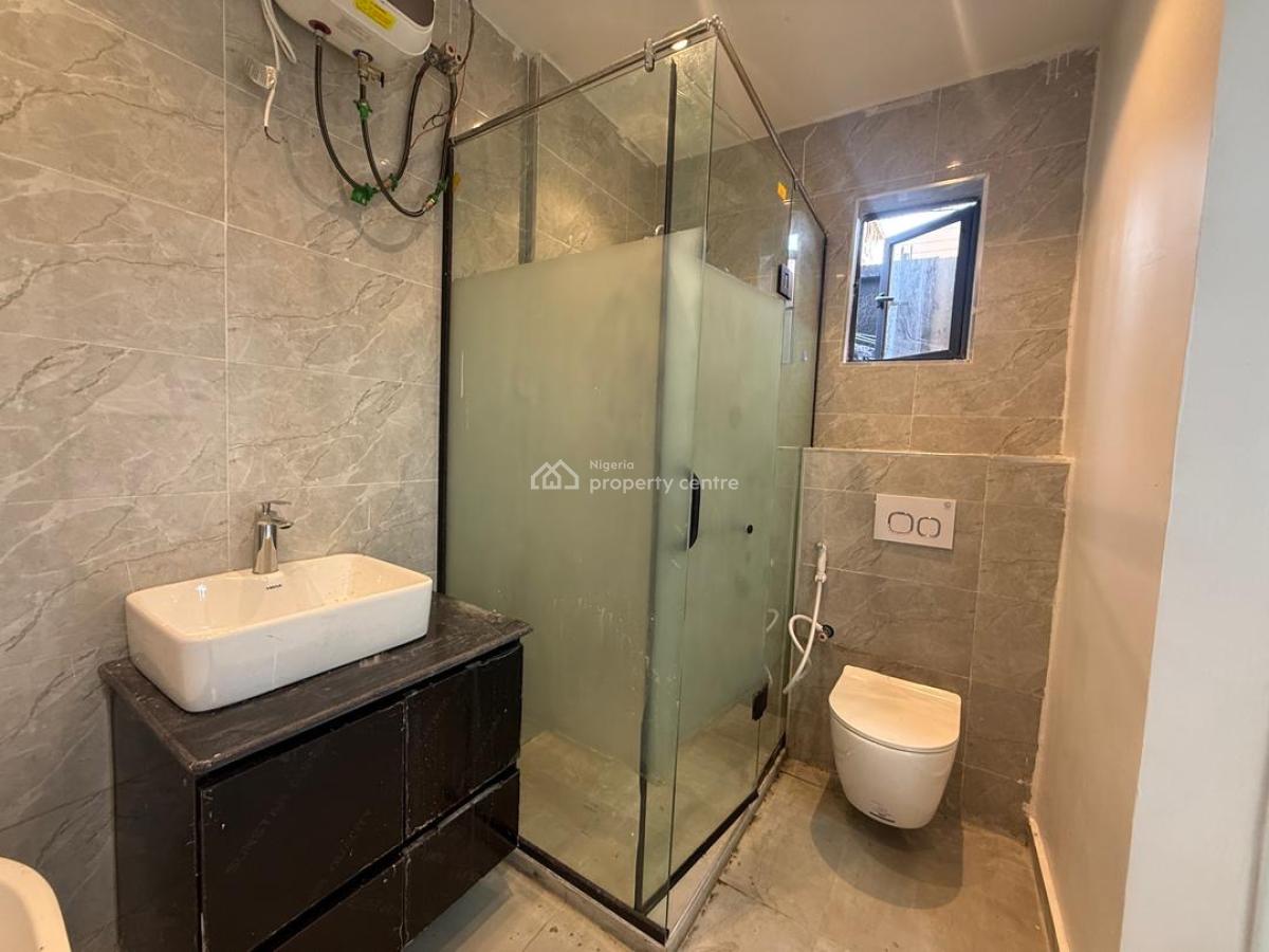 Elegant Newly Built 1 Bedroom Apartment, Lekki Phase 1, Lekki, Lagos, Flat / Apartment for Sale