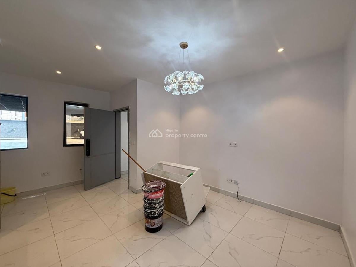 Elegant Newly Built 1 Bedroom Apartment, Lekki Phase 1, Lekki, Lagos, Flat / Apartment for Sale