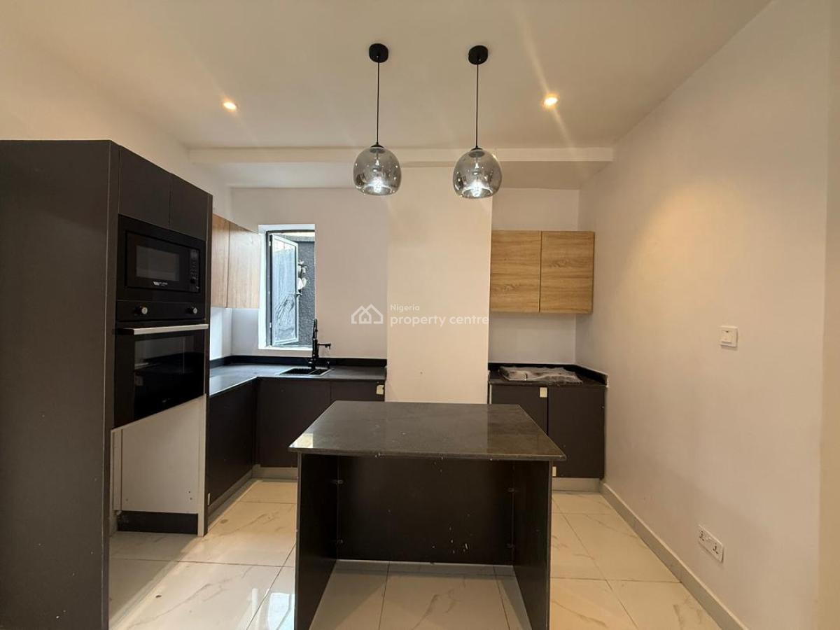 Elegant Newly Built 1 Bedroom Apartment, Lekki Phase 1, Lekki, Lagos, Flat / Apartment for Sale