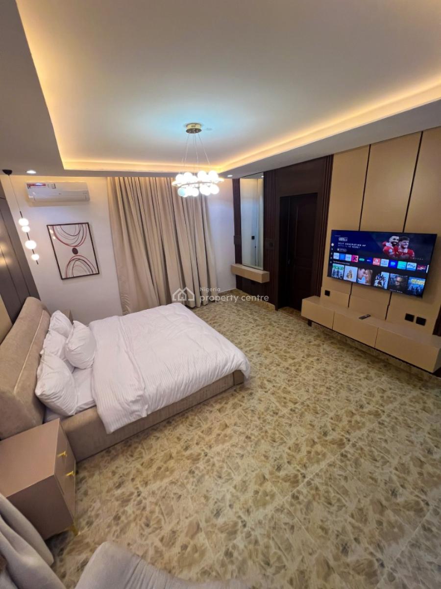 Cozy Nest 3 Bedroom, Ajao Crescent, Ajao Estate, Maryland, Lagos, Flat / Apartment Short Let